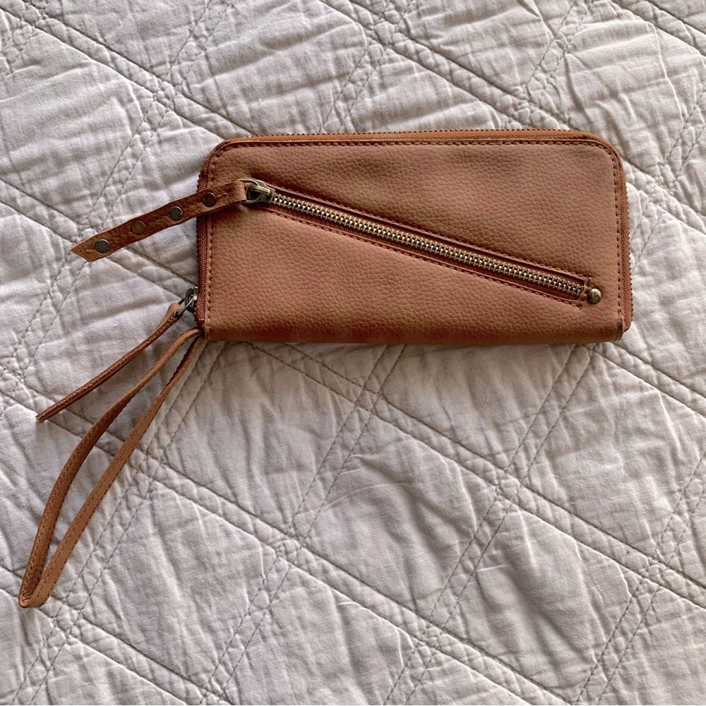 Free people wristlet wallet vegan